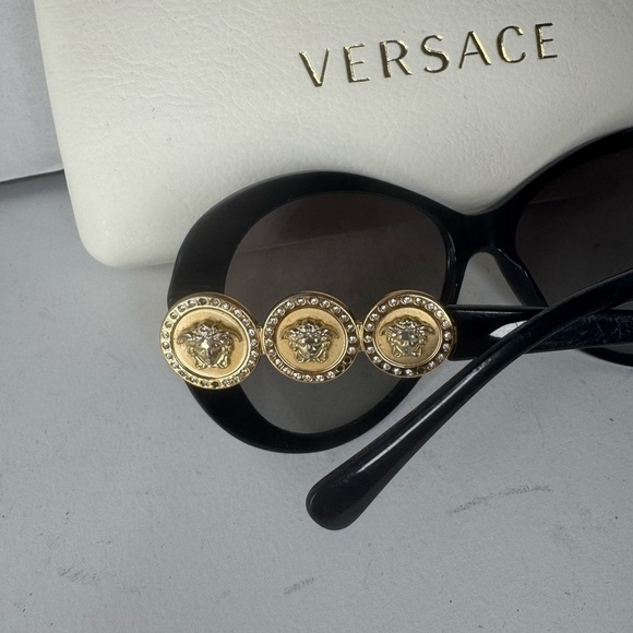 Versace Medusa Sunglasses Black Frame Gold Medusa With Small Clear Crystals. main image 10